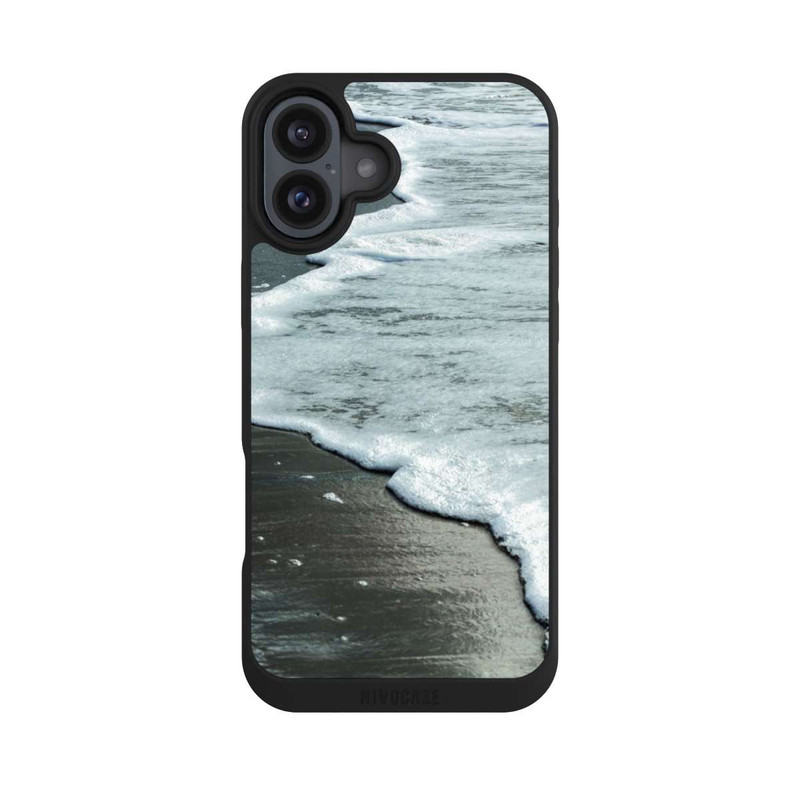 iPhone 16 Plus NIVOpure At The Beach