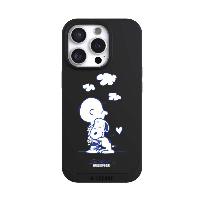 iPhone 16 Pro NIVOpure Peanuts Charlie Brown Snoopy Hug Transparent