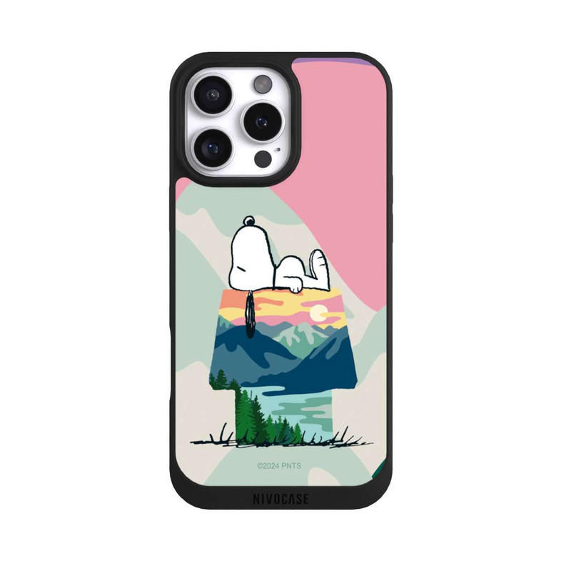 iPhone 16 Pro Max NIVOpure Snoopy à l'extérieur