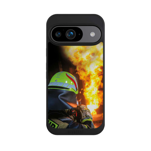 Google Pixel 9 NIVOpure Feuerwehrmann Gefährlicher Brand
