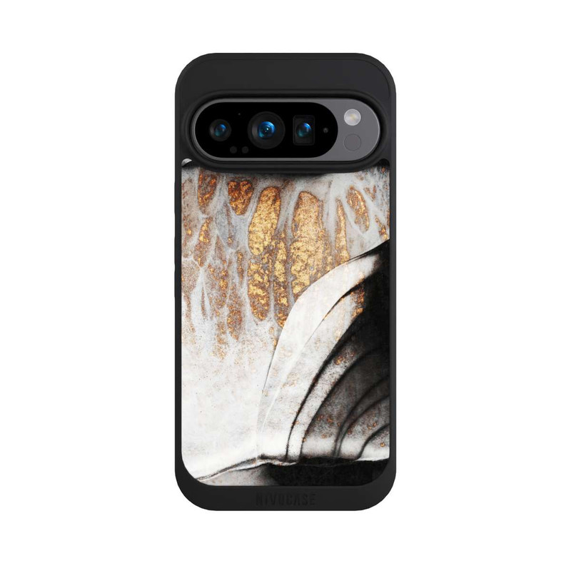 Pixel 9 Pro NIVOpure Schwarze und goldene Adern