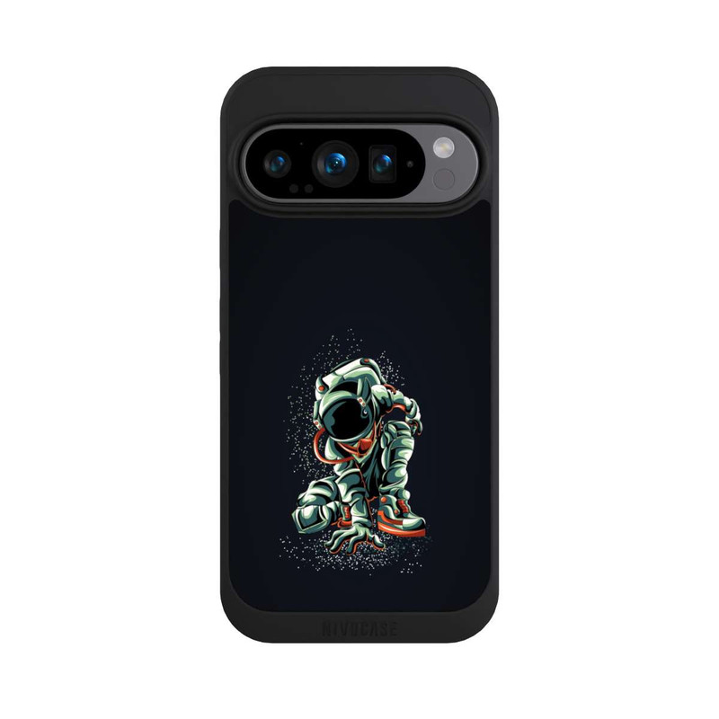 Pixel 9 Pro NIVOpure Astronaut Moon Landing