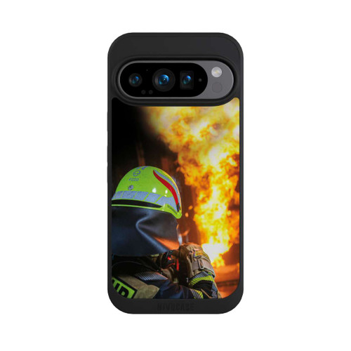Google Pixel 9 Pro NIVOpure Feuerwehrmann Gefährlicher Brand