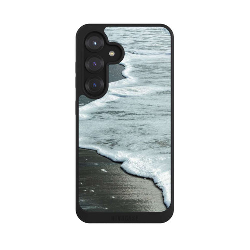 Samsung Galaxy S25 NIVOpure At The Beach