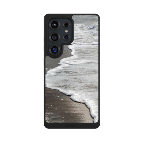 Samsung Galaxy S25 Ultra NIVOpure At The Beach