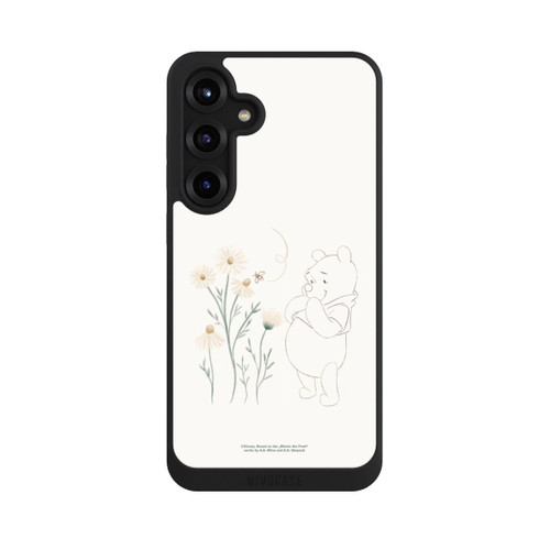Samsung Galaxy S25+  NIVOpure Winnie Puuh sieht sich Gänseblümchen an