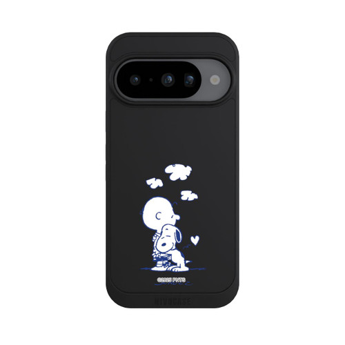 Google Pixel 10 NIVOpure Peanuts Charlie Brown Snoopy Hug Transparent