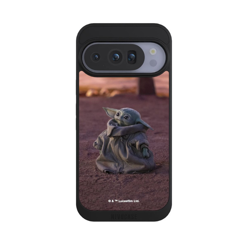 Pixel 10 Pro NIVOpure The Child schaut nach oben