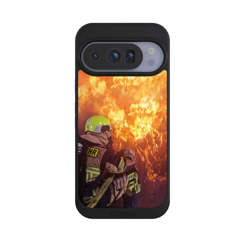 Pixel 10 Pro NIVOpure Feuerwehrmann Brennendes Herz