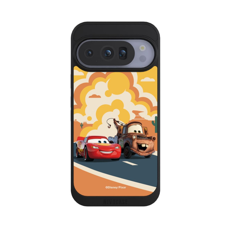 Pixel 10 Pro NIVOpure Disney Cars Lightning McQueen Und Hook on the Road