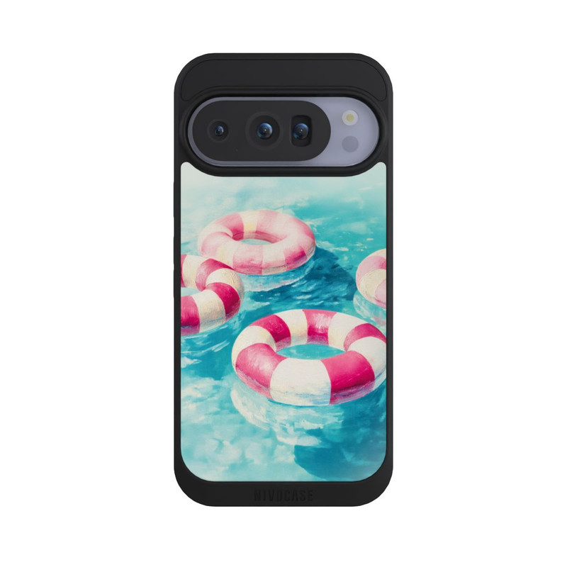 Pixel 10 Pro NIVOpure Gestreifte Schwimmringe im Pool