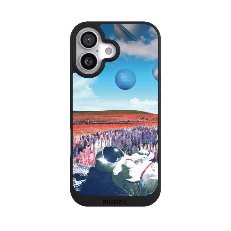iPhone 17 NIVOpure Astronaut auf Grasplaneten