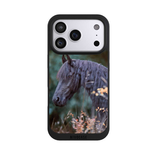 Apple iPhone 17 Pro NIVOpure Frisian portrait