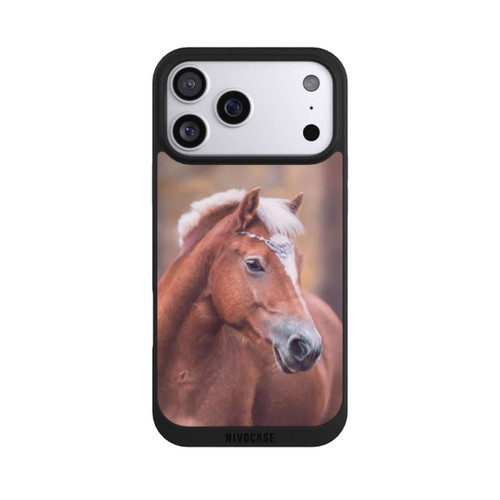 Apple iPhone 17 Pro Max NIVOpure Haflinger portrait