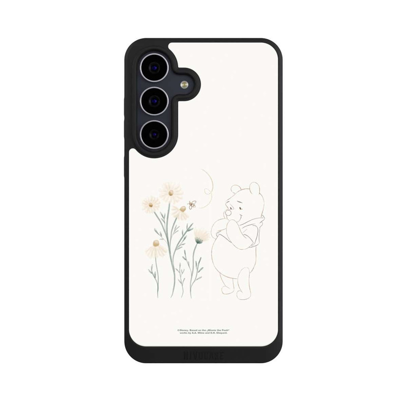 Galaxy S25 FE NIVOpure Winnie Puuh sieht sich Gänseblümchen an
