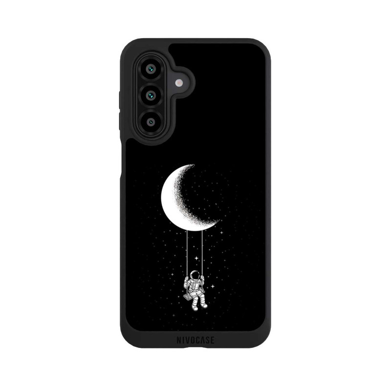 Galaxy A17 5G NIVOpure Astronaut Moon Swing