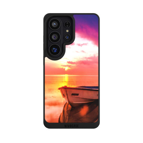 Samsung Galaxy S26 Ultra NIVOpure Beach Dawn Boat