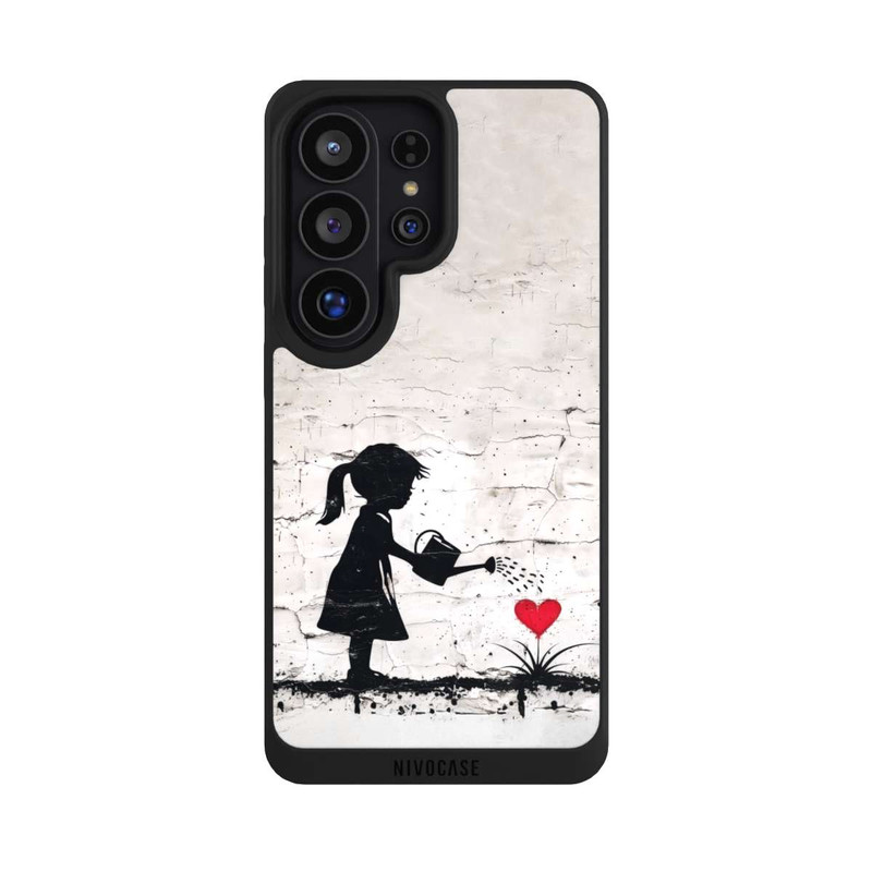 Galaxy S26 Ultra NIVOpure Girl Watering Bunch of Flowers 