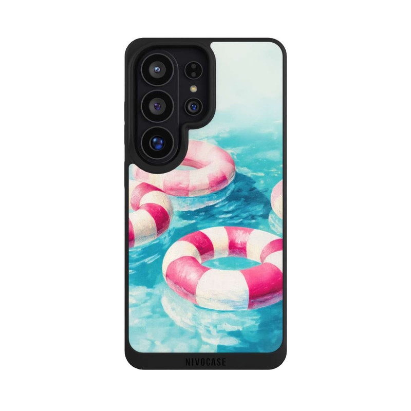 Galaxy S26 Ultra NIVOpure Gestreifte Schwimmringe im Pool