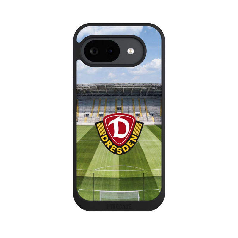 Pixel 10 a NIVOpure Dynamo Dresden Stadionfeld