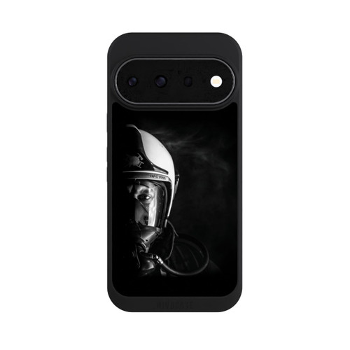 Google Pixel 11 Pro NIVOpure Feuerwehrmann Nahaufnahme Schwarz