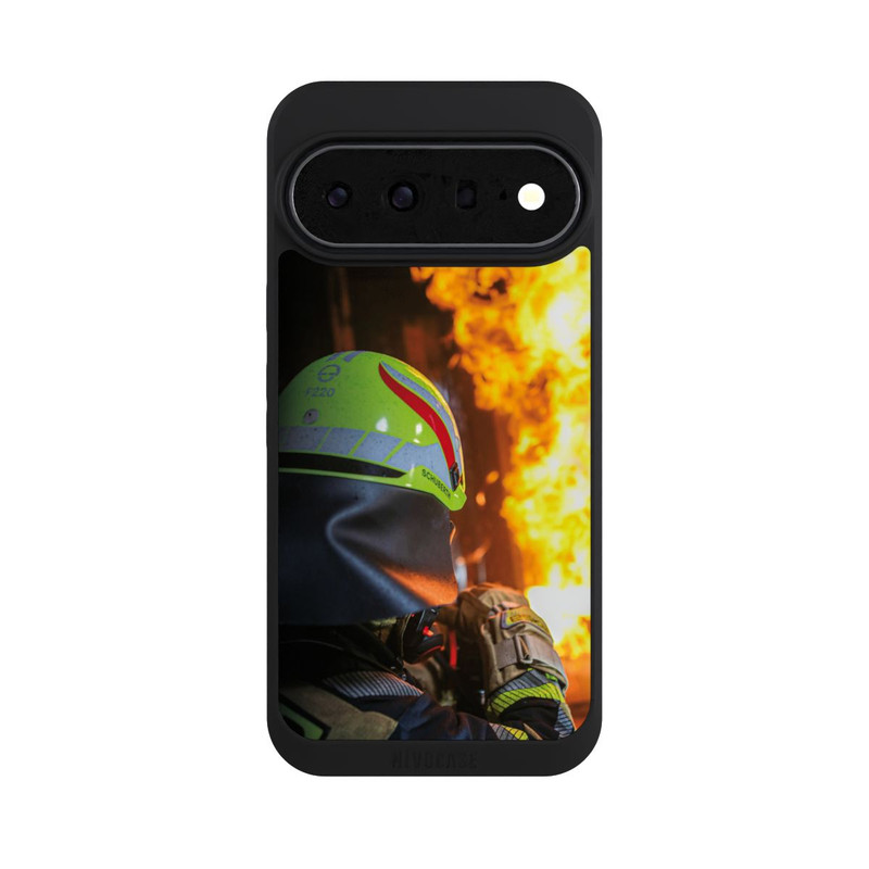 Pixel 11 Pro XL NIVOpure Feuerwehrmann Gefährlicher Brand