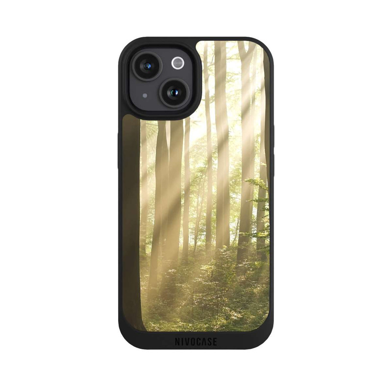 iPhone 15 NIVOpure Im Wald