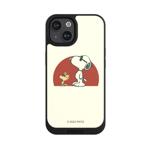 Apple iPhone 15 NIVOpure Snoopy Woodstock weit draußen