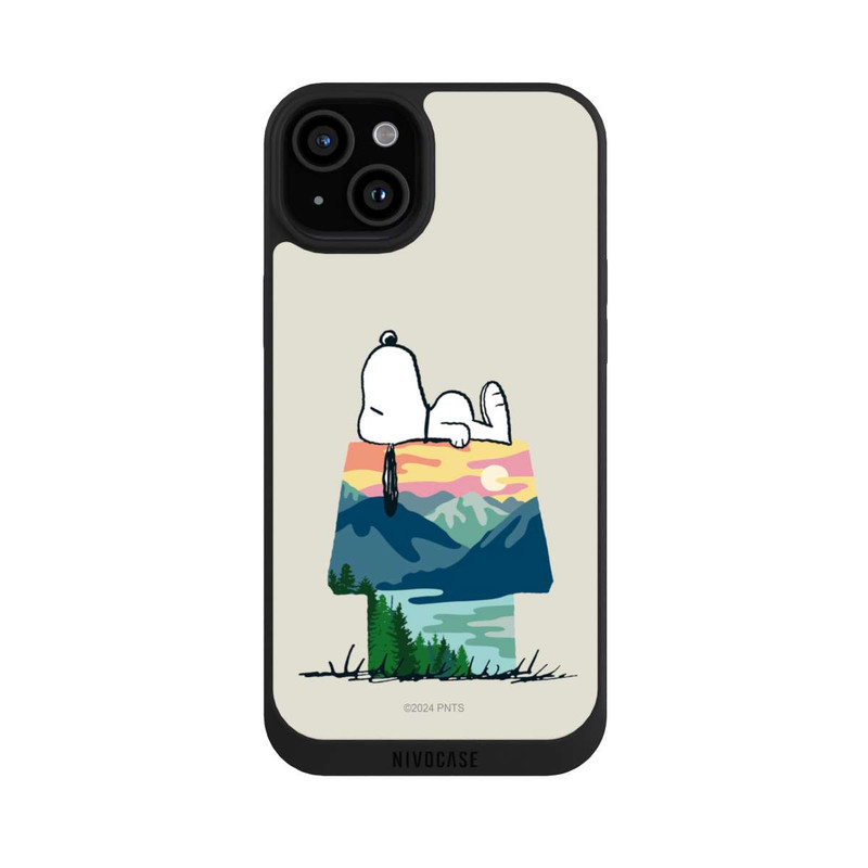 iPhone 15 Plus NIVOpure Snoopy Camping Hütte