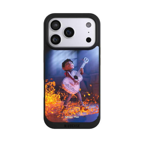 Apple iPhone 17 Pro NIVOpure Miguel Coco Gitarrenfilm-Szene