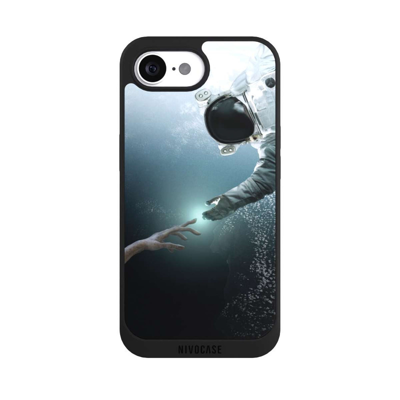 iPhone 17e NIVOpure Astronaut and Alien