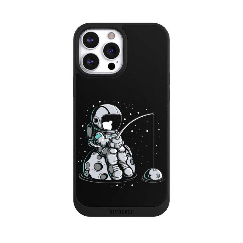 iPhone 13 Pro Max NIVOpure Astronaut Fishing
