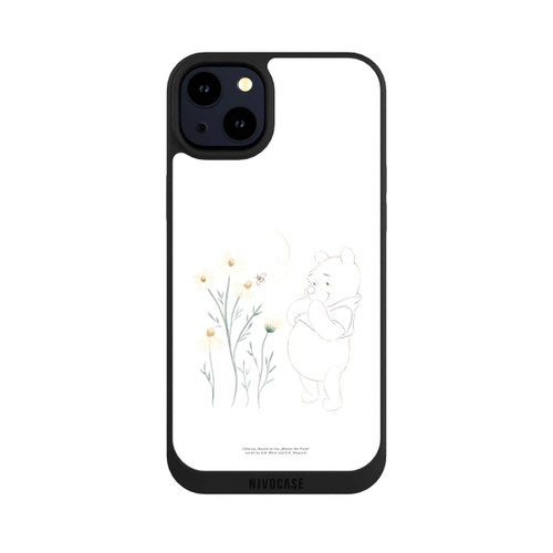 Apple iPhone 14 Plus NIVOpure Winnie Puuh sieht sich Gänseblümchen an