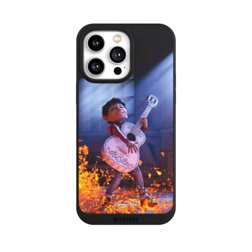 Apple iPhone 14 Pro Max NIVOpure Miguel Coco Gitarre Filmszene