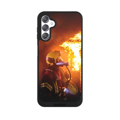Samsung Galaxy A14 5G NIVOpure Feuerwehrmann vor Explosion