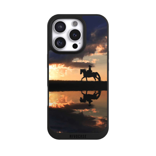 Apple iPhone 16 Pro NIVOpure Ausritt im Sonnenuntergang