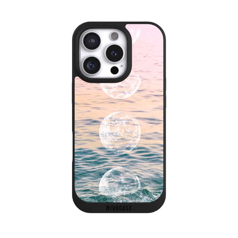 iPhone 16 Pro NIVOpure Moontime on the Beach