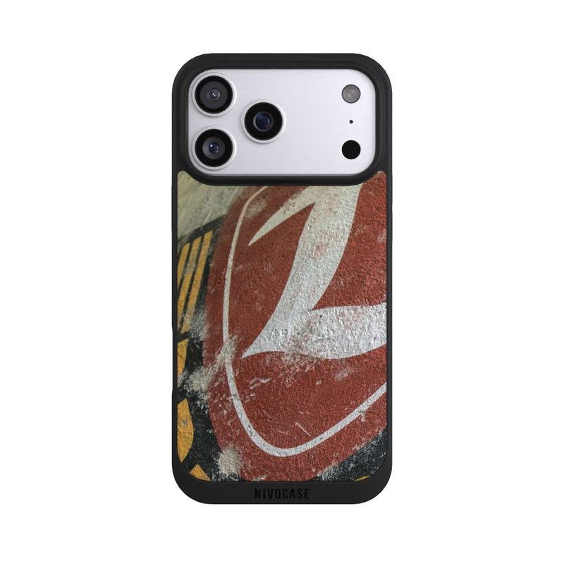 iPhone 17 Pro Max NIVOpure Dynamo Logo