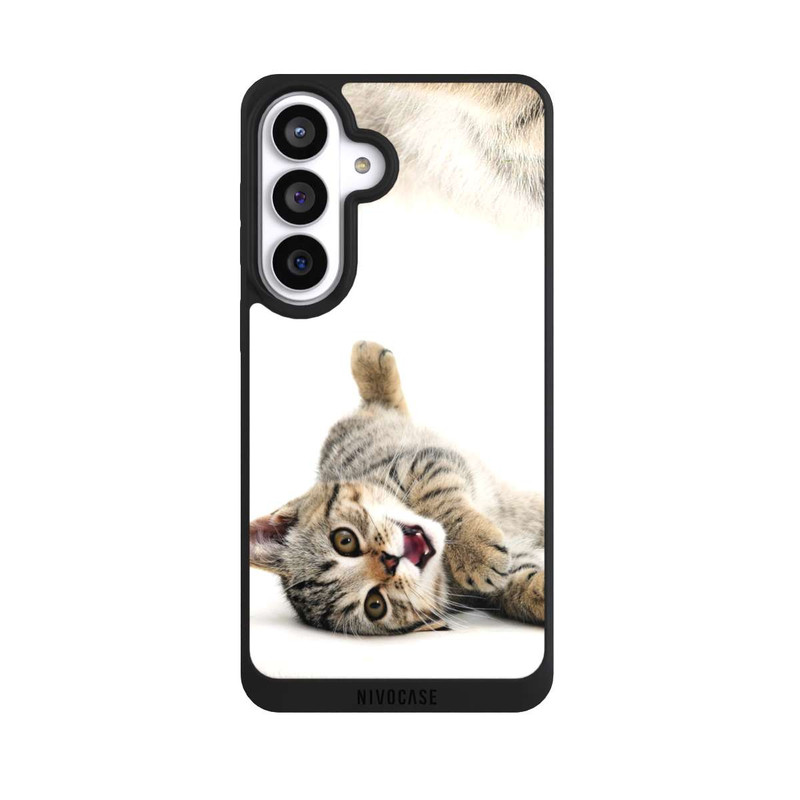 Galaxy S26+ NIVOpure Cat Rolling around