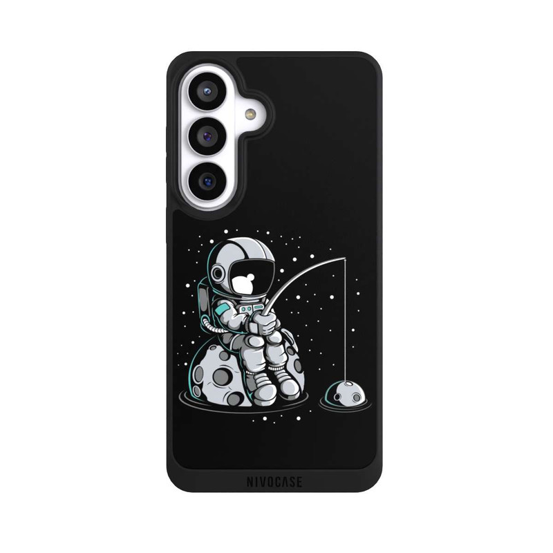 Galaxy S26+ NIVOpure Astronaut Fishing