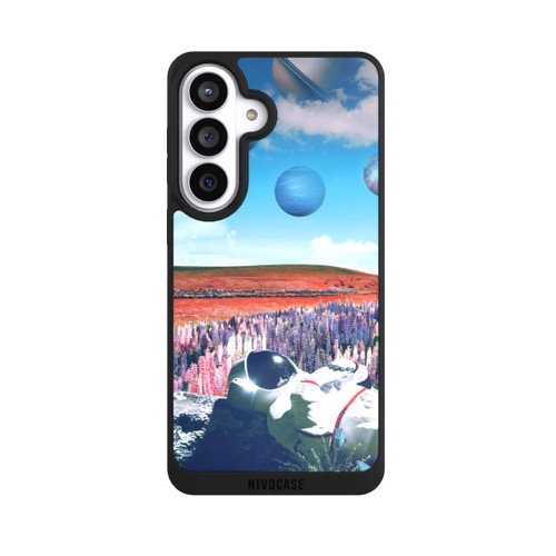 Samsung Galaxy S26+ NIVOpure Astronaut on Grass Planets