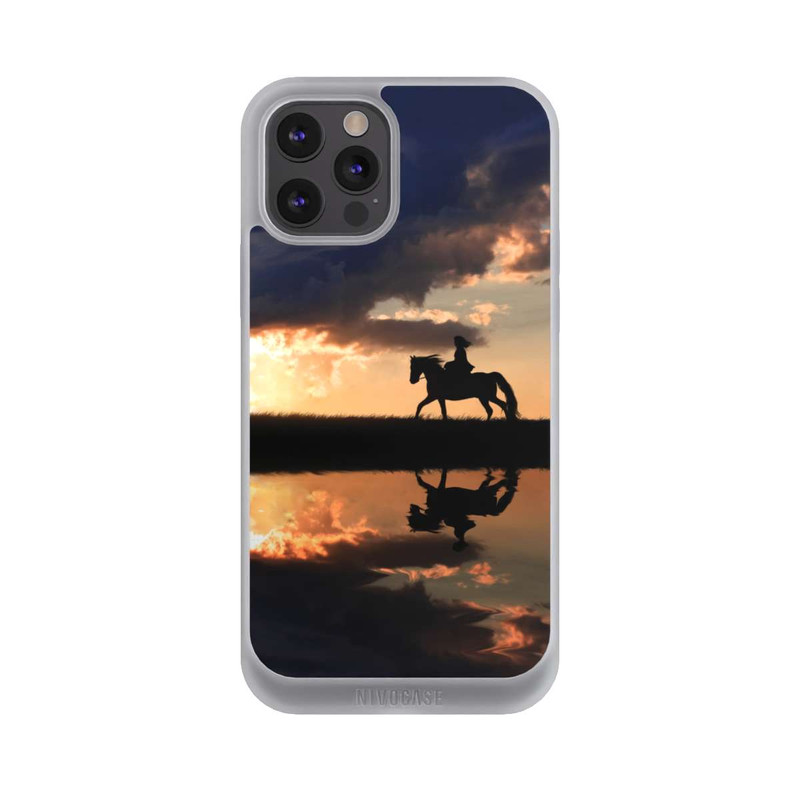 iPhone 12 Pro Max NIVOpure Randonnée à Cheval au Crépuscule
