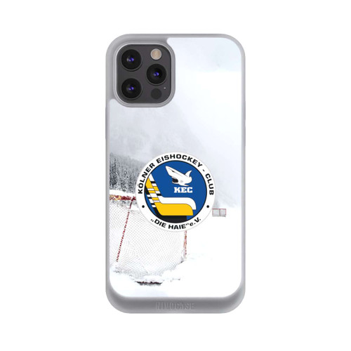 Apple iPhone 12 Pro Max NIVOpure Trainingsplatz im Schnee