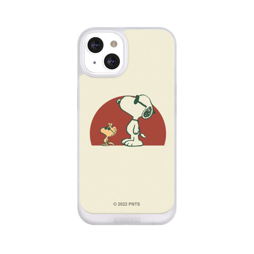 Apple iPhone 13 NIVOpure Snoopy Woodstock weit draußen