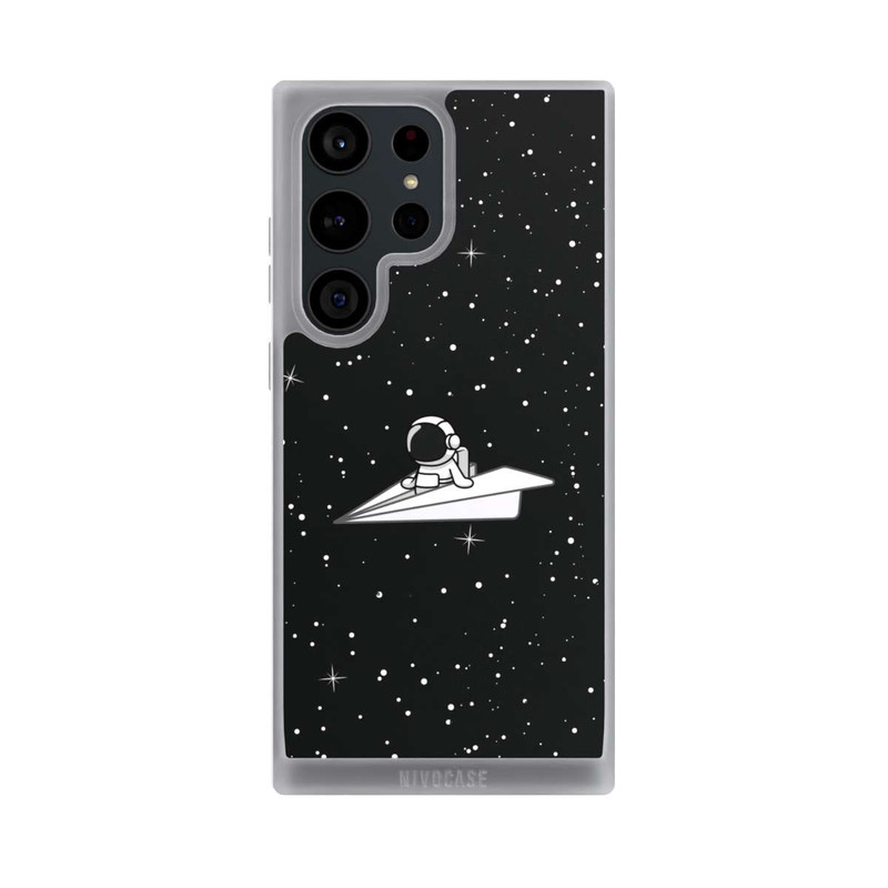 Galaxy S23 Ultra NIVOpure Astronaut Paper Plane Comic