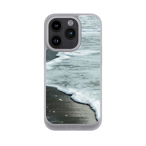 Apple iPhone 15 Pro NIVOpure At The Beach