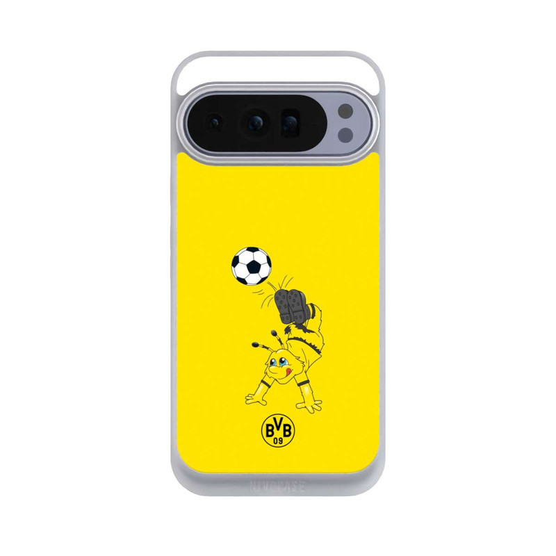 Pixel 10 Pro XL NIVOpure Emma mit Fussball - BVB
