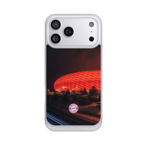 Apple iPhone 17 Pro Max NIVOpure Allianz Arena at night FCB