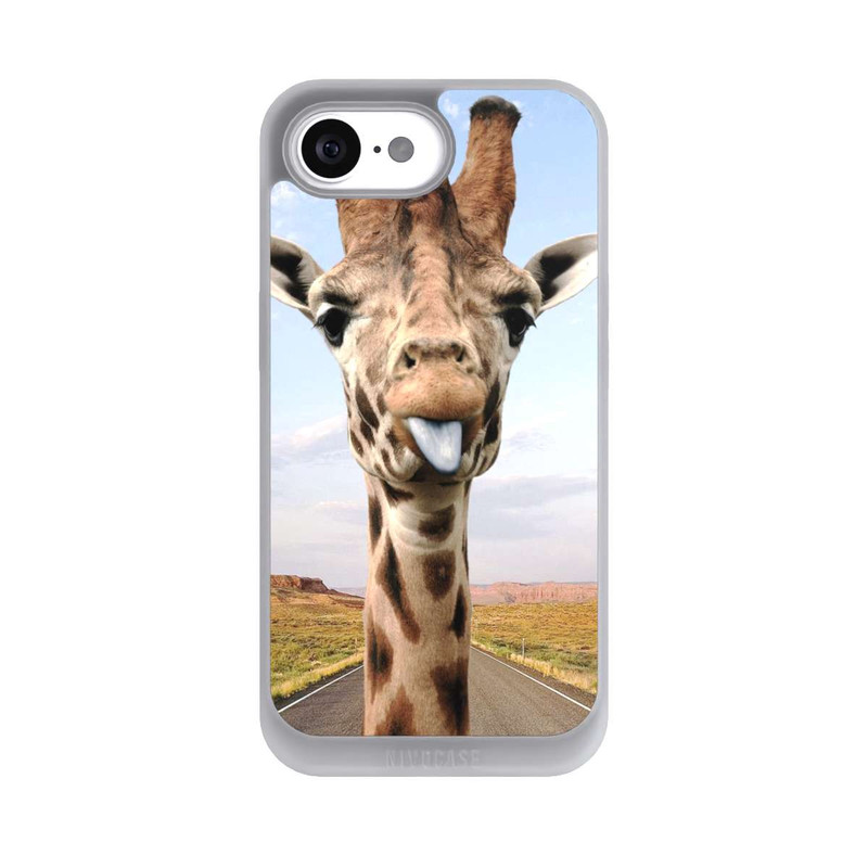 iPhone 17e NIVOpure Giraffe auf der Straße