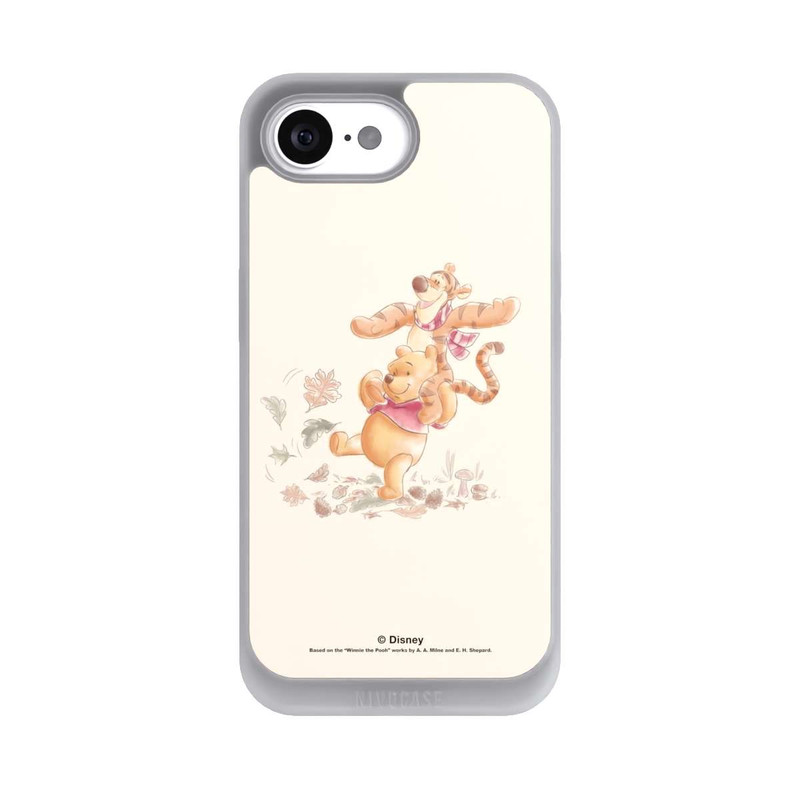 iPhone 17e NIVOpure Winnie Puuh and Tigger Shenanigans
